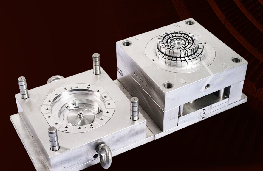 模具的装夹结构与模具的加热、保温与冷却系统